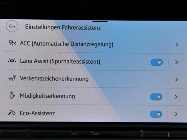 Volkswagen Golf 2.0 TDI Golf VIII R-Line Style