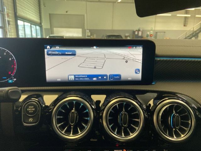 Mercedes-Benz CLA 180 Shooting Brake