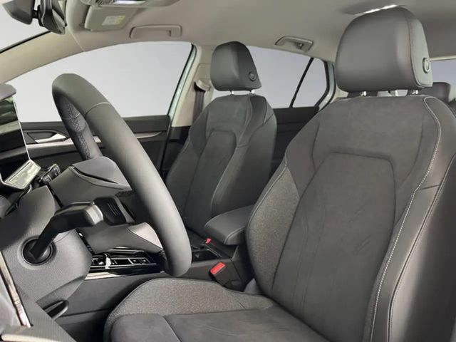 Volkswagen Golf 1.5 eTSI DSG Golf VIII Style