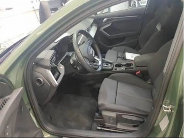 Audi A3 35 TFSI S-Line Sedan Sportback