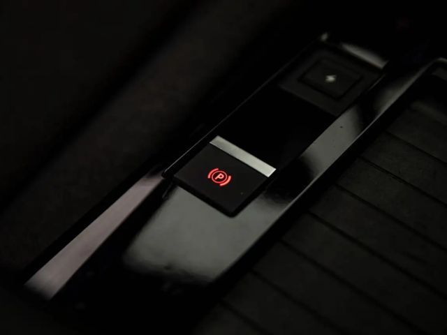 Citroën C4 136 PK | Navi | a. Camera | Airco | Carplay/And...