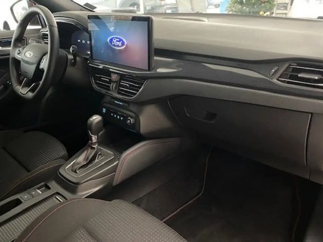 Ford Focus EcoBoost ST Line Wagon