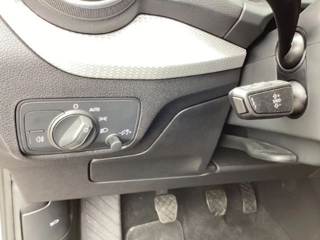 Audi Q2 30 TFSI S-Line