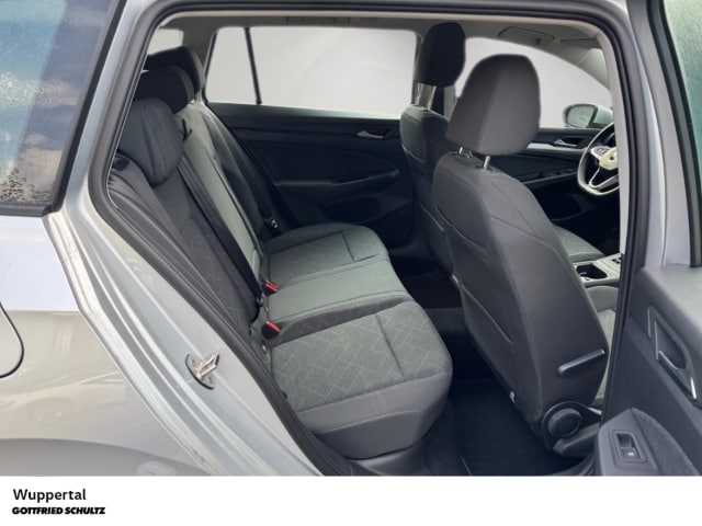 Volkswagen Golf 1.5 eTSI DSG Variant