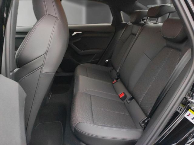 Audi A3 30 TFSI S-Tronic Sedan