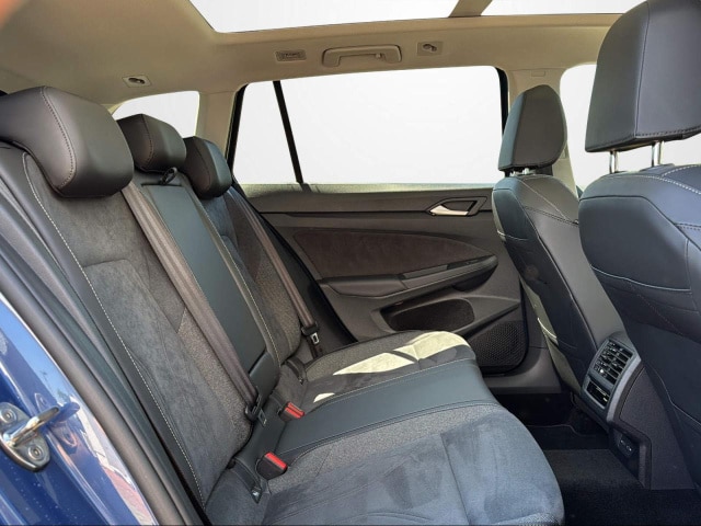 Volkswagen Golf 1.5 eTSI Style Variant