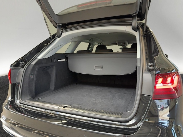 Audi A4 35 TFSI Avant S-Tronic