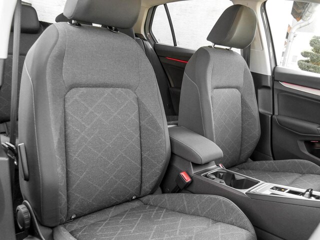 Volkswagen Golf 1.5 eTSI Golf VIII Life