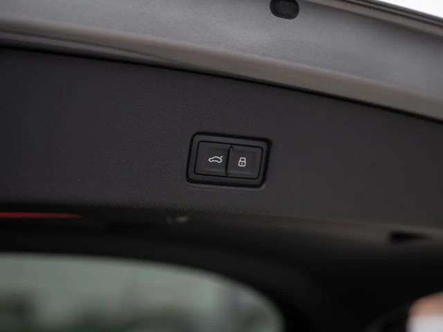 Audi Q4 e-tron Q4 45 e-tron Matrix/Pano/AHK/ACC/SONOS/uvm.