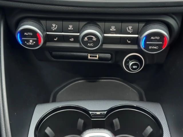 Alfa Romeo Giulia Q4