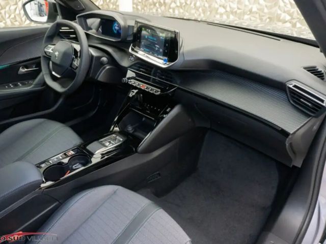 Peugeot E-2008 Allure Pack