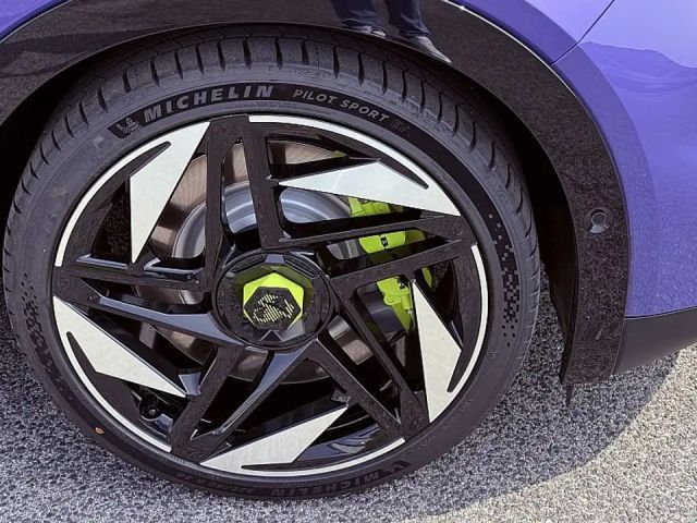 Abarth 600e Scorpionissima