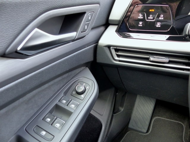 Volkswagen Golf 2.0 TDI DSG Variant