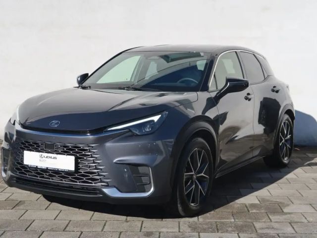 Lexus LBX E-Four Emotion