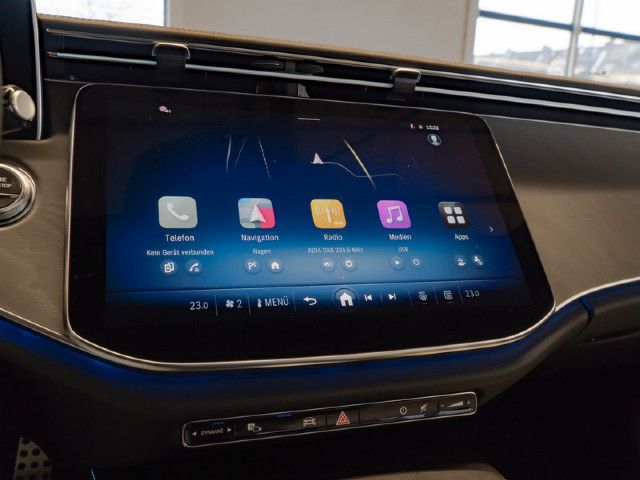 Mercedes-Benz E 200 Sedan