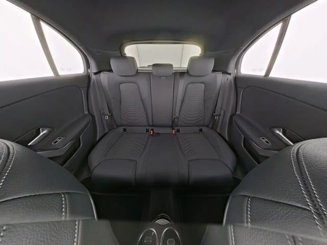 Mercedes-Benz A 200 Progressive
