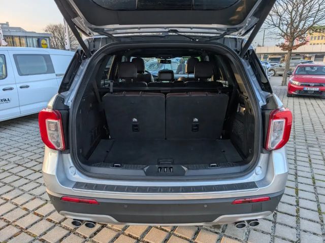 Ford Explorer Platinum Plug in Hybrid