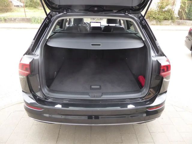 Volkswagen Golf 1.5 TSI Variant