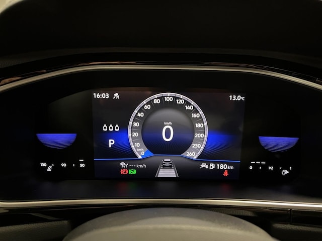 Volkswagen T-Roc 1.5 TSI DSG R-Line