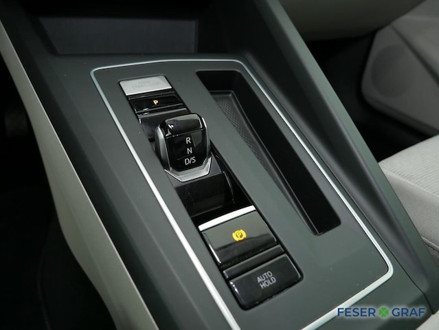 Volkswagen Golf 2.0 TDI DSG Life Variant