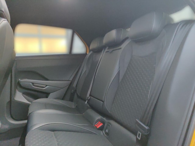 Volkswagen T-Roc 1.5 eTSI DSG IQ.Drive R-Line