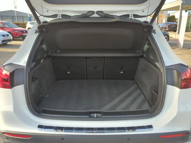 Mercedes-Benz GLA 200 AMG Line