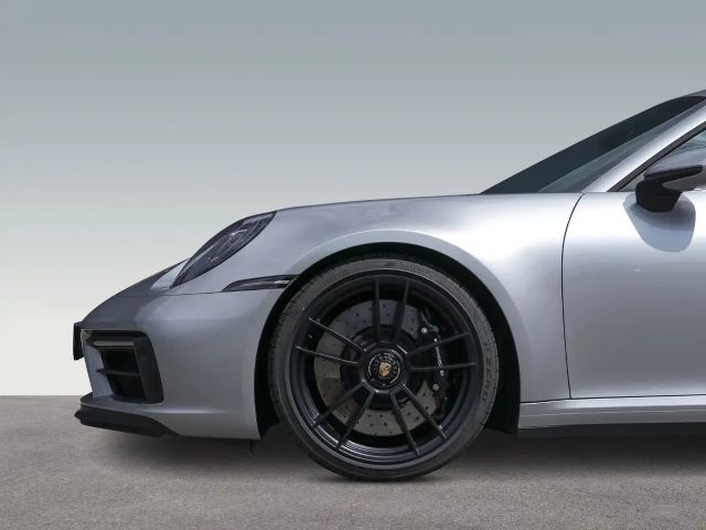 Porsche 992 4 Cabrio Carrera GTS