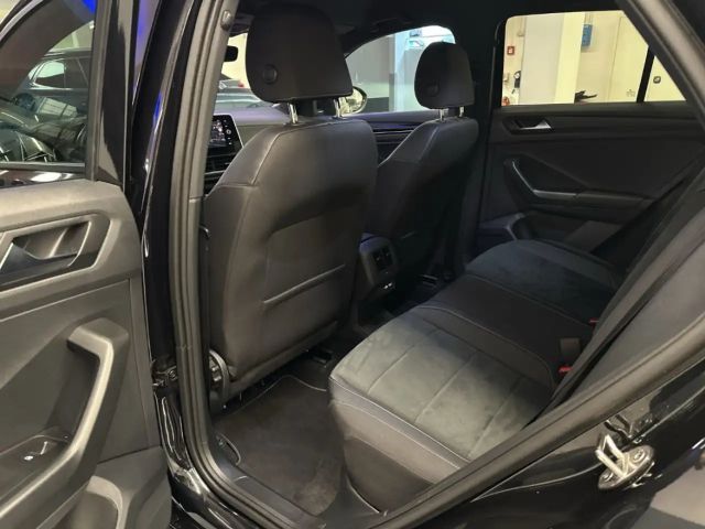 Volkswagen T-Roc 1.5 TSI DSG R-Line
