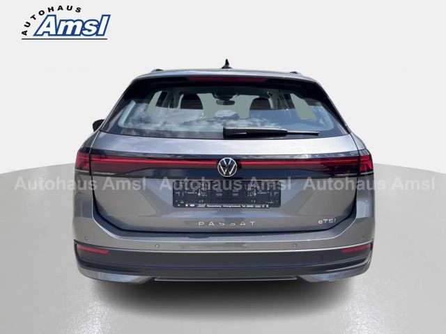 Volkswagen Passat 1.5 eTSI DSG Variant
