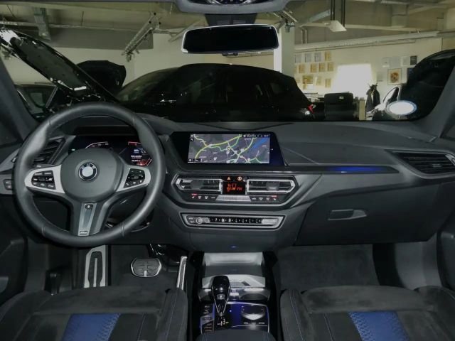 BMW 218 218i Coupé M-Sport