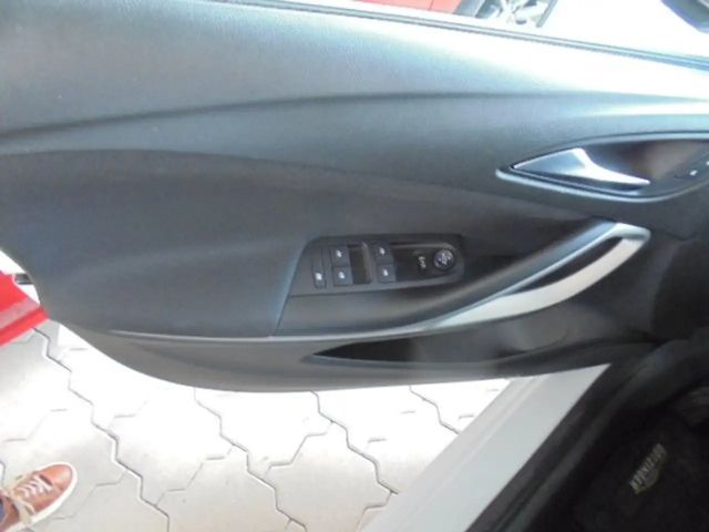 Opel Astra Edition