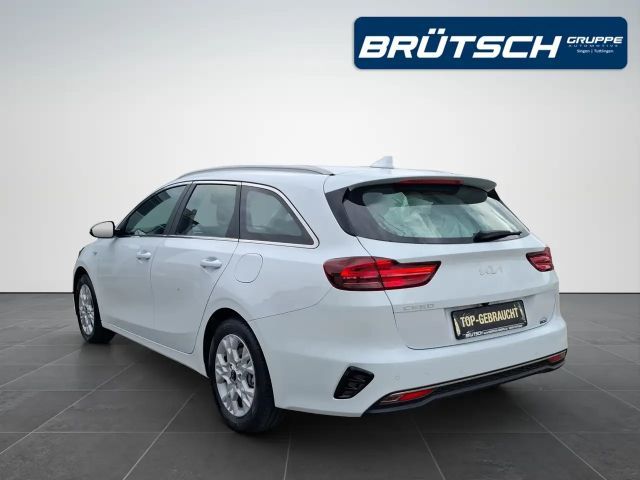 Kia Ceed CRDi Hybrid Vision