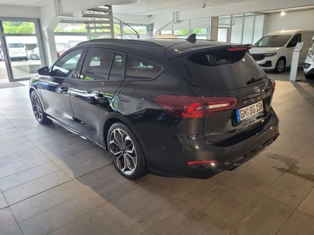 Ford Focus ST Line Wagon