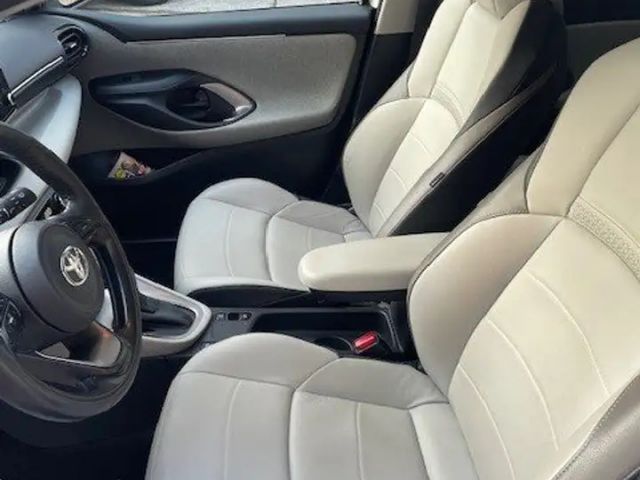 Toyota Yaris Hybride Lounge VVT-i