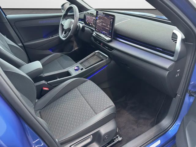 Volkswagen T-Roc 1.5 eTSI DSG R-Line