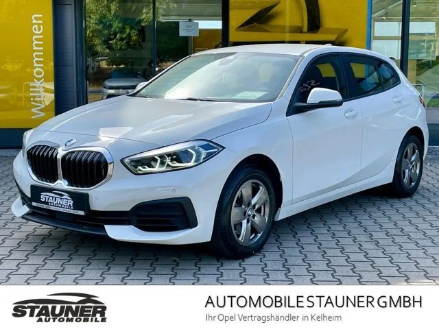 BMW 116 116i Advantage pakket Sedan