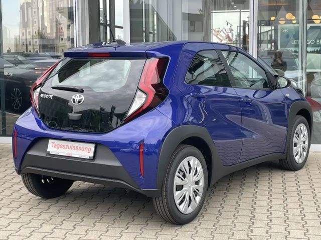 Toyota Aygo X Business Hatchback S-CVT