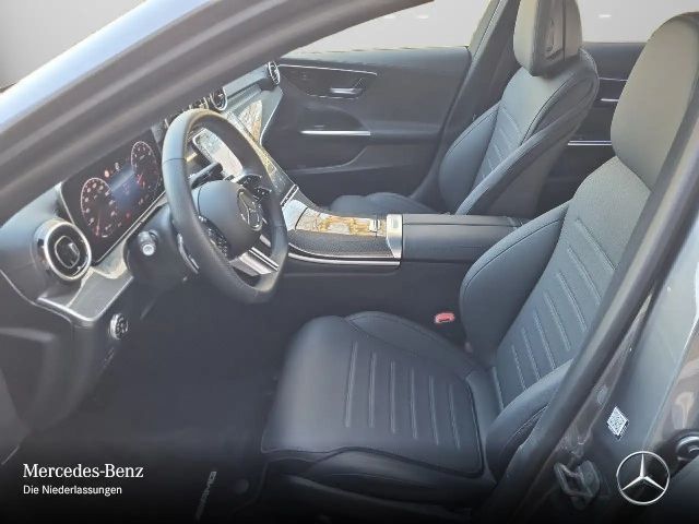 Mercedes-Benz C 180 AMG Line Sedan