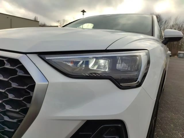 Audi Q3 45*Navi*Alu*AHK*PDC*Virtual