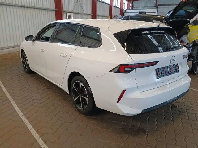Opel Astra Edition Sports Tourer