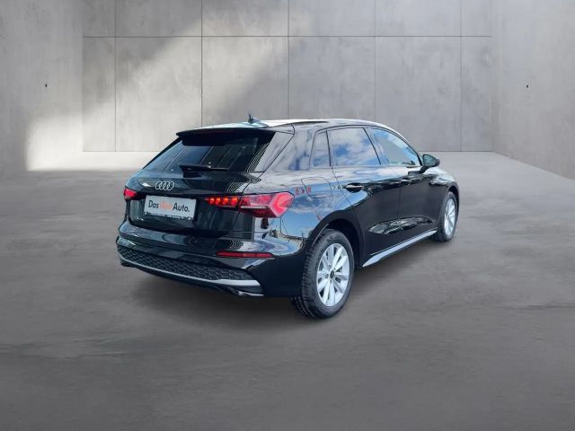 Audi A3 30 TFSI Sedan