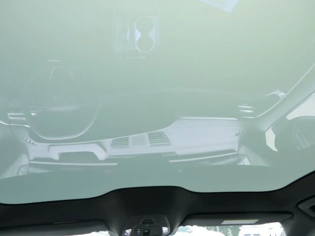 Audi A6 e-tron Quattro