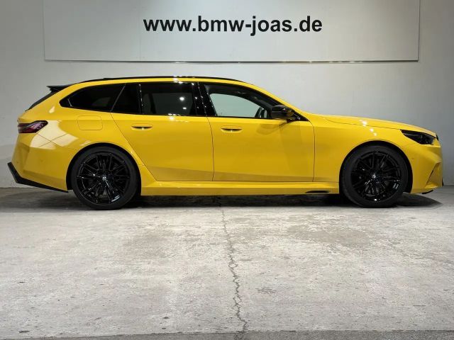 BMW M5 Touring |Sonderlackierung |Sitzbelüftung |Bowers&W