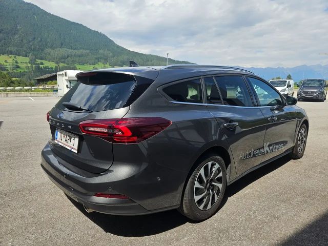 Ford Focus EcoBoost Titanium Wagon