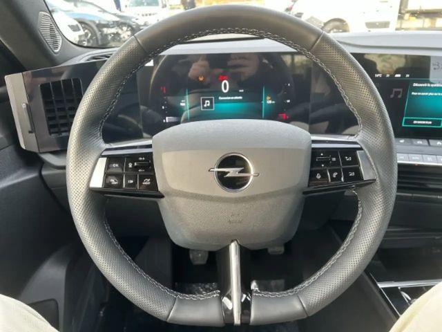 Opel Astra GS-Line Grand Sport
