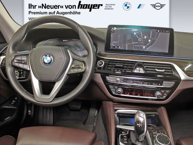 BMW 530 530e