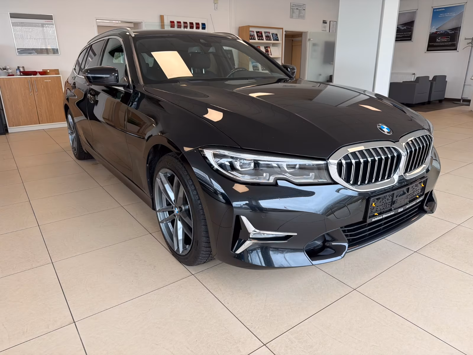 BMW 320 320d Luxury Line Touring