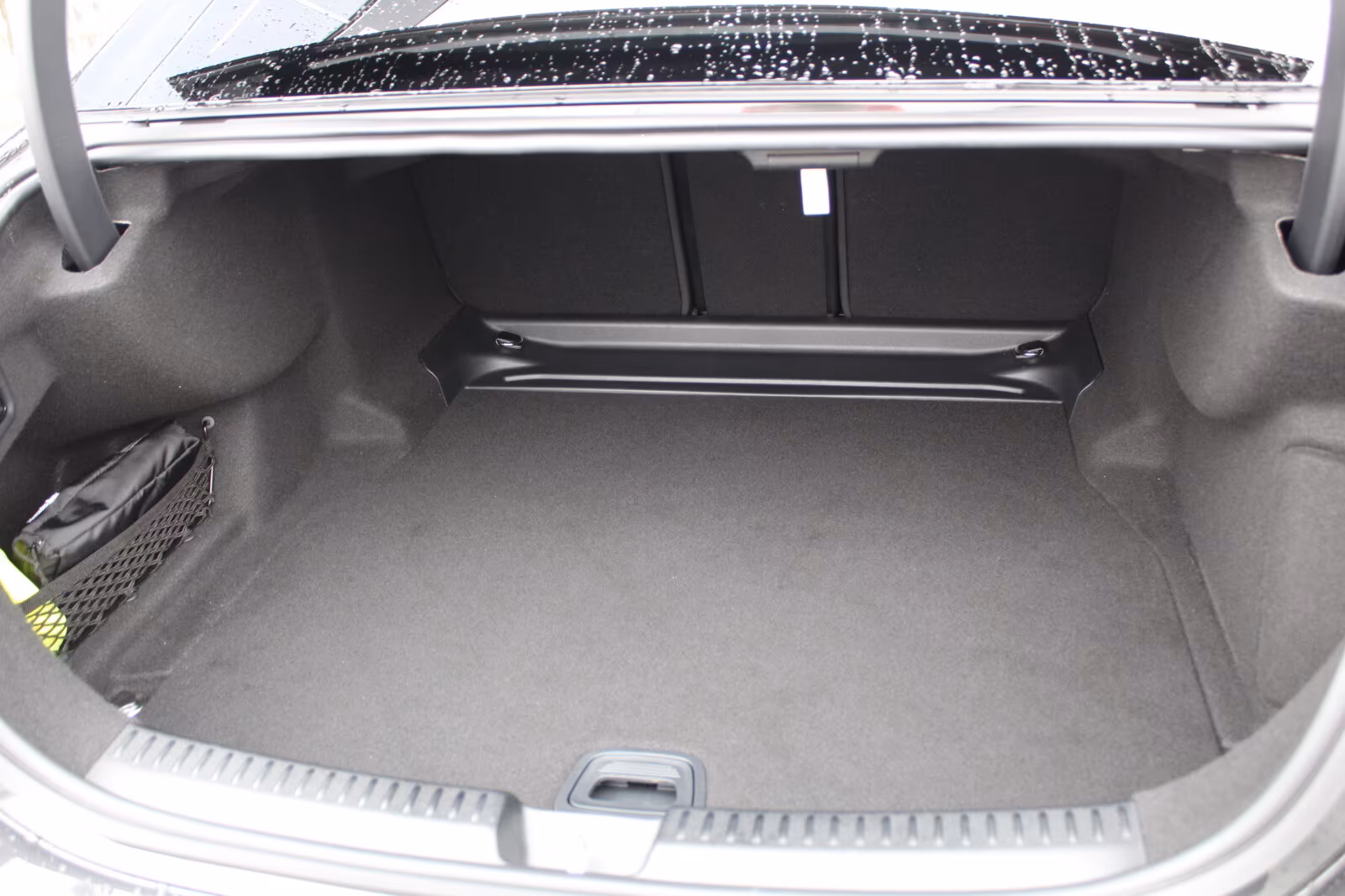 Mercedes-Benz E 200 AMG Line Sedan