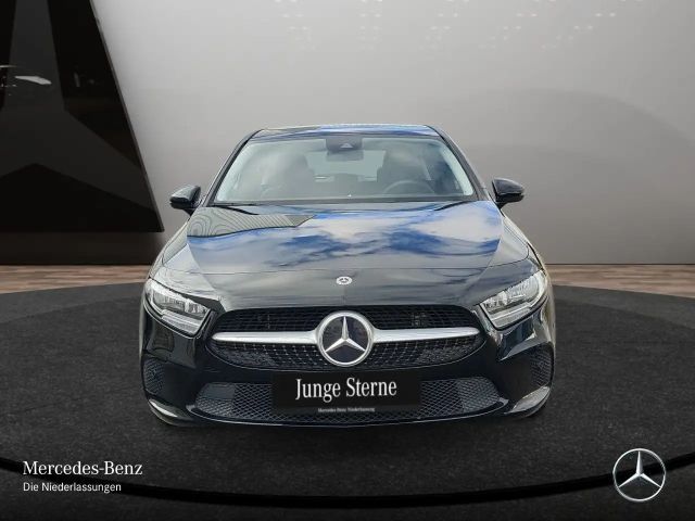 Mercedes-Benz A 250 A 250 e Style