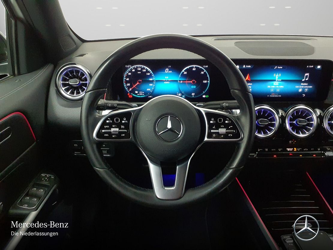 Mercedes-Benz EQB 300 4MATIC